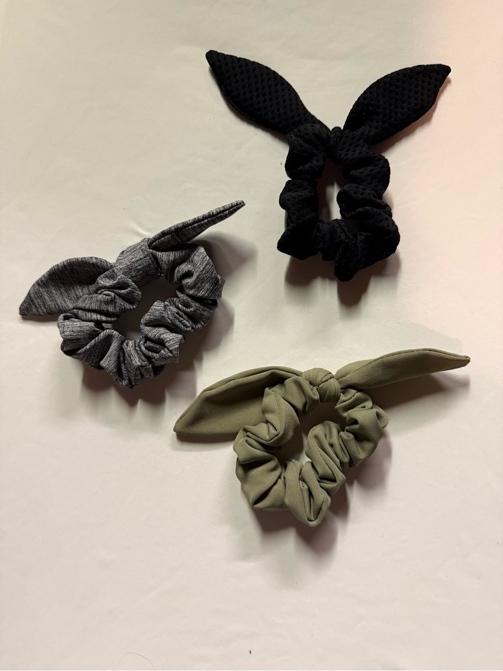 GAP Trio Hair Scrunchies with Bunny Ties - Black, Gray, Olive